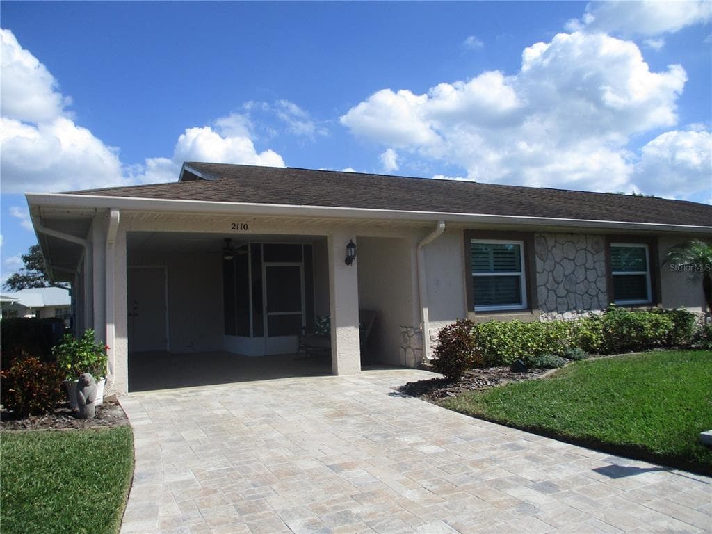 2110 HEMBURY PLACE SUN CITY CENTER, FL 33573