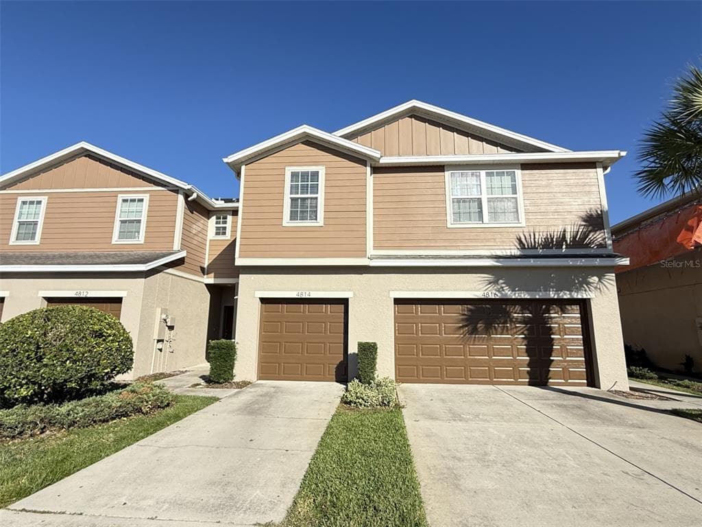4814 WHITE SANDERLING COURT TAMPA, FL 33619