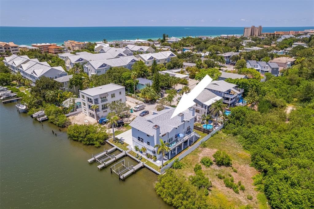 601 & 605 2ND STREET INDIAN ROCKS BEACH, FL 33785