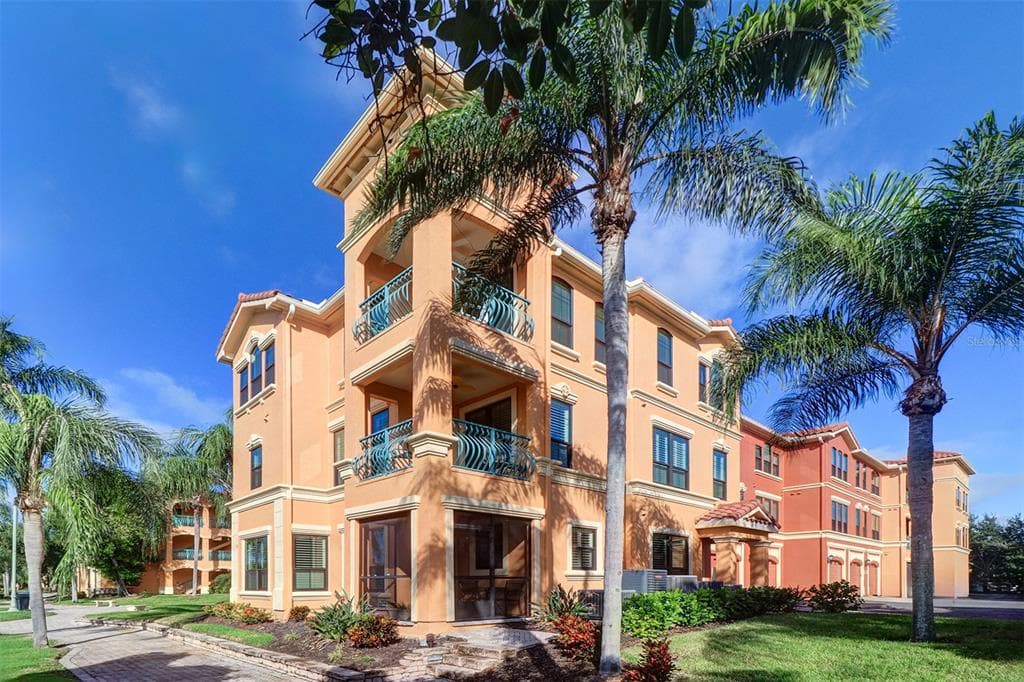2749 VIA CIPRIANI UNIT 1034A CLEARWATER, FL 33764