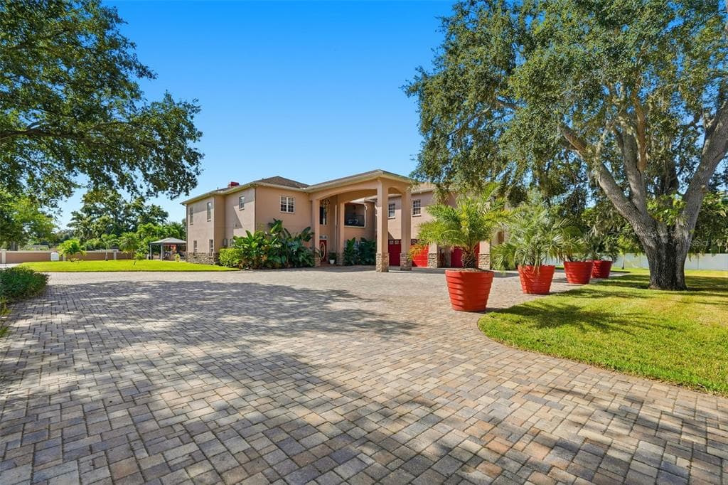 13010 114TH AVENUE N LARGO, FL 33774