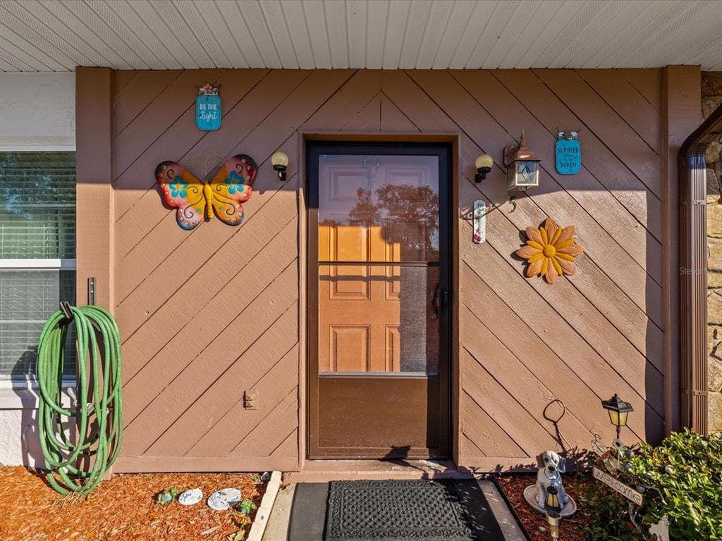 6188 CHESHAM DRIVE UNIT 5 NEW PORT RICHEY, FL 34653