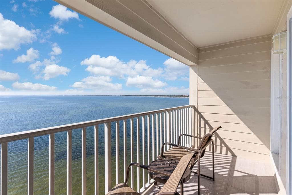 2506 N ROCKY POINT DRIVE UNIT 467 TAMPA, FL 33607