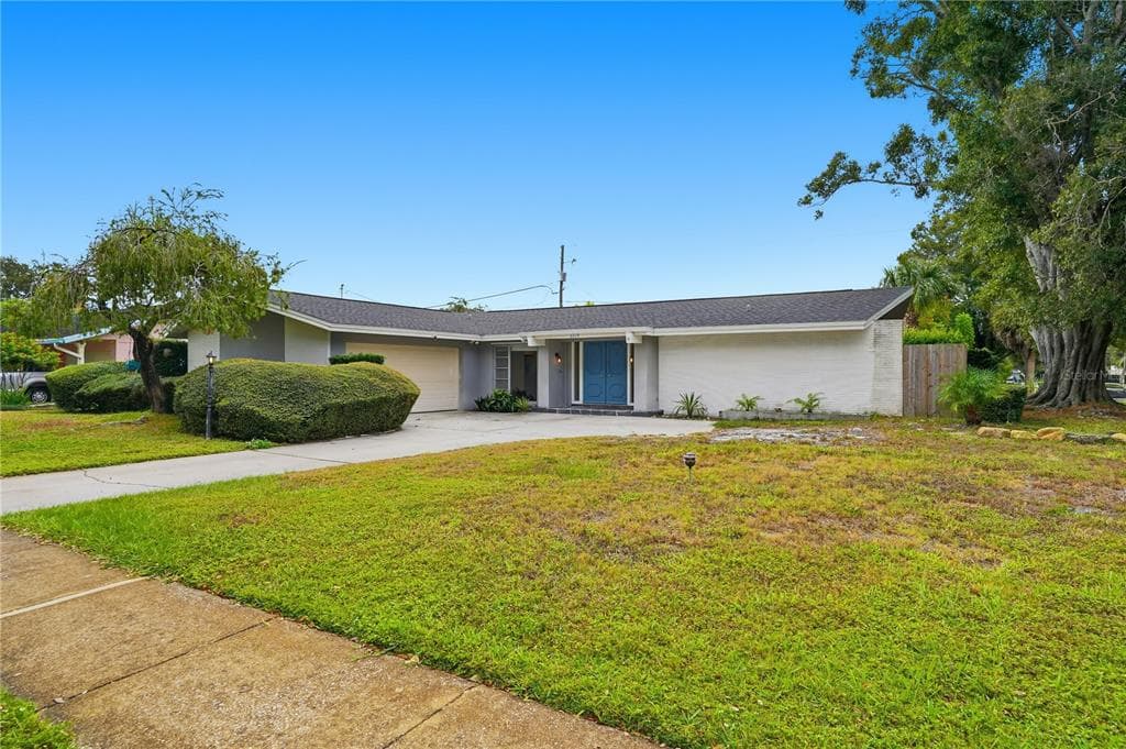 2219 ST CHARLES DRIVE CLEARWATER, FL 33764