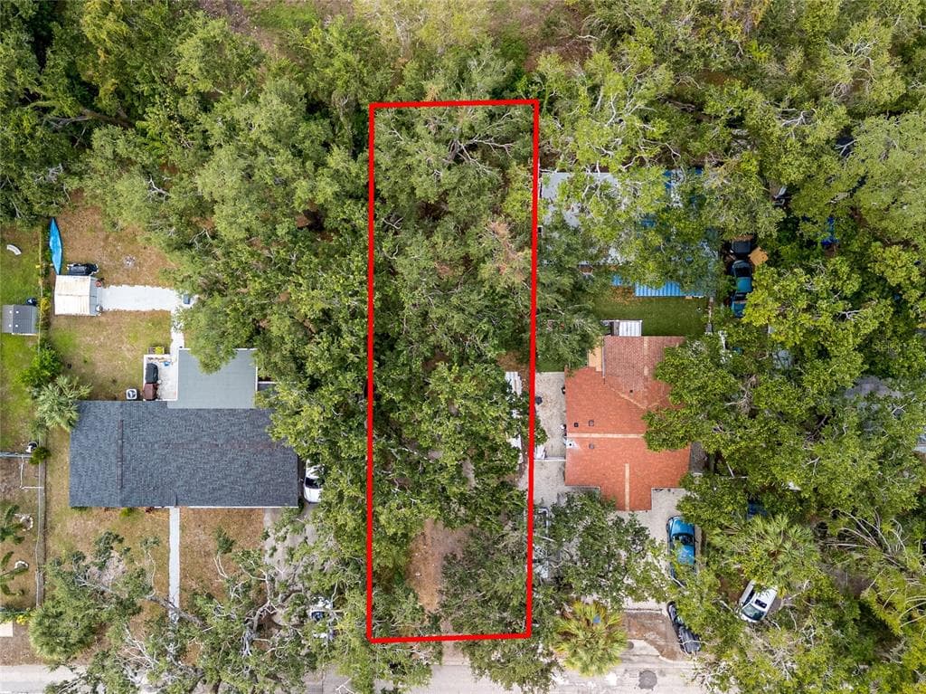 3210 E HENRY AVENUE TAMPA, FL 33610