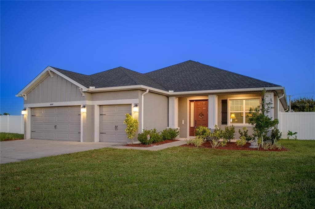 4444 DEVINSHIRE FIELDS LOOP PLANT CITY, FL 33567