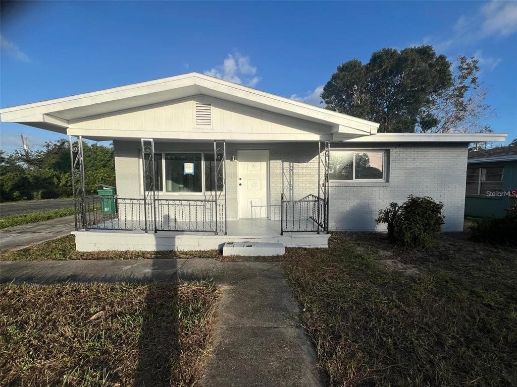 614 PAW PAW STREET