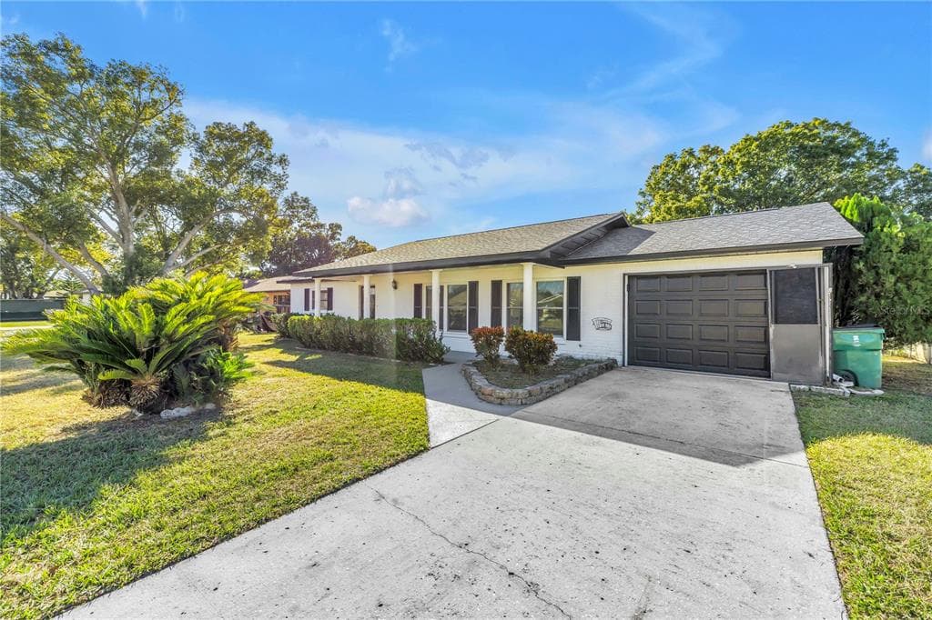 6127 18TH STREET ZEPHYRHILLS, FL 33542