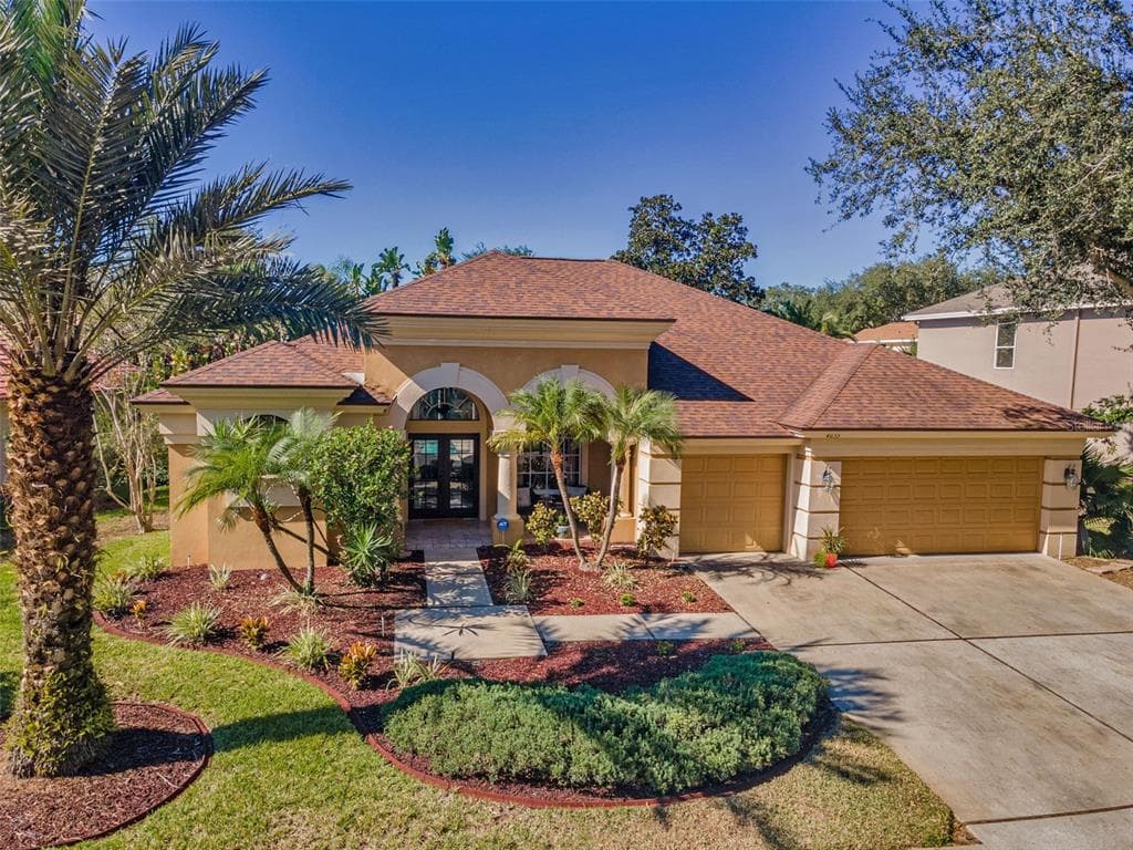 4055 LIGUSTRUM DRIVE