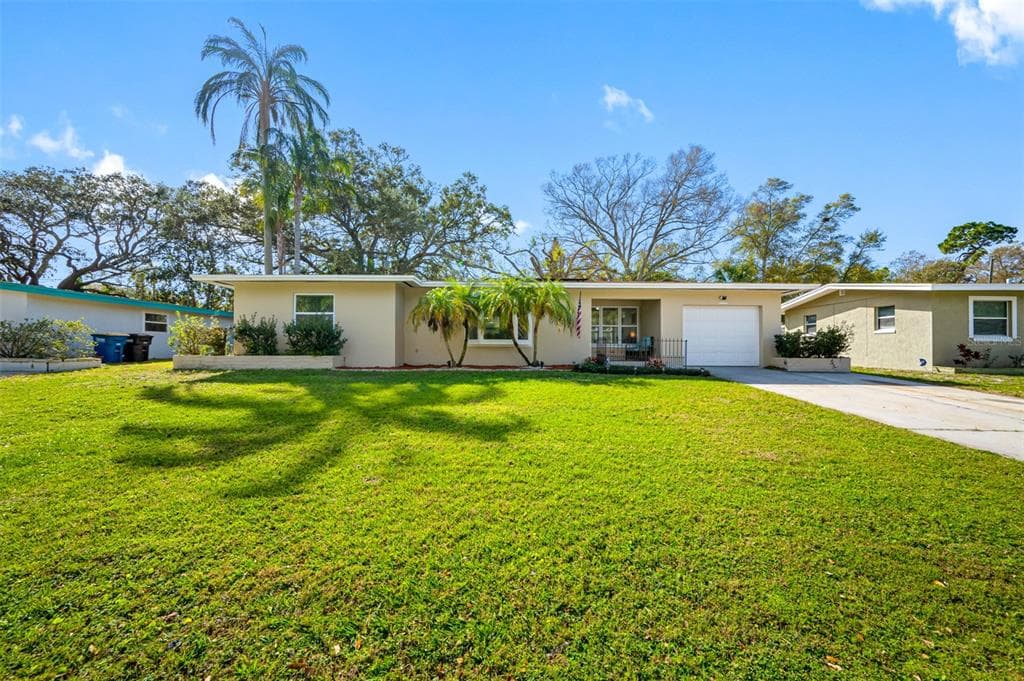 1411 PINEBROOK DRIVE