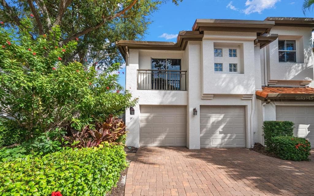 1123 SHIPWATCH CIRCLE TAMPA, FL 33602