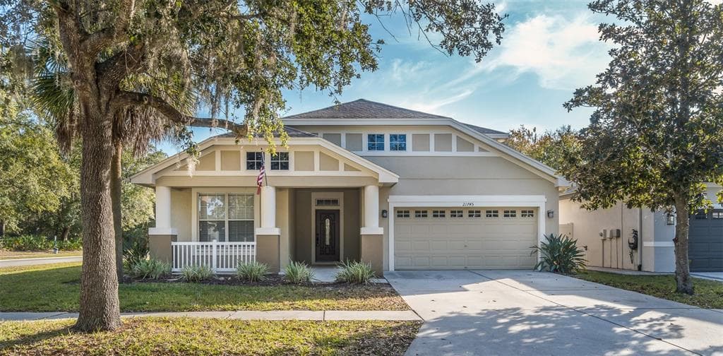 21745 GARDEN WALK LOOP LAND O LAKES, FL 34637