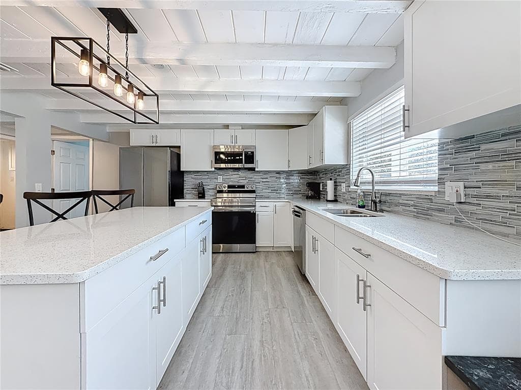 1408 ROGERS STREET CLEARWATER, FL 33756