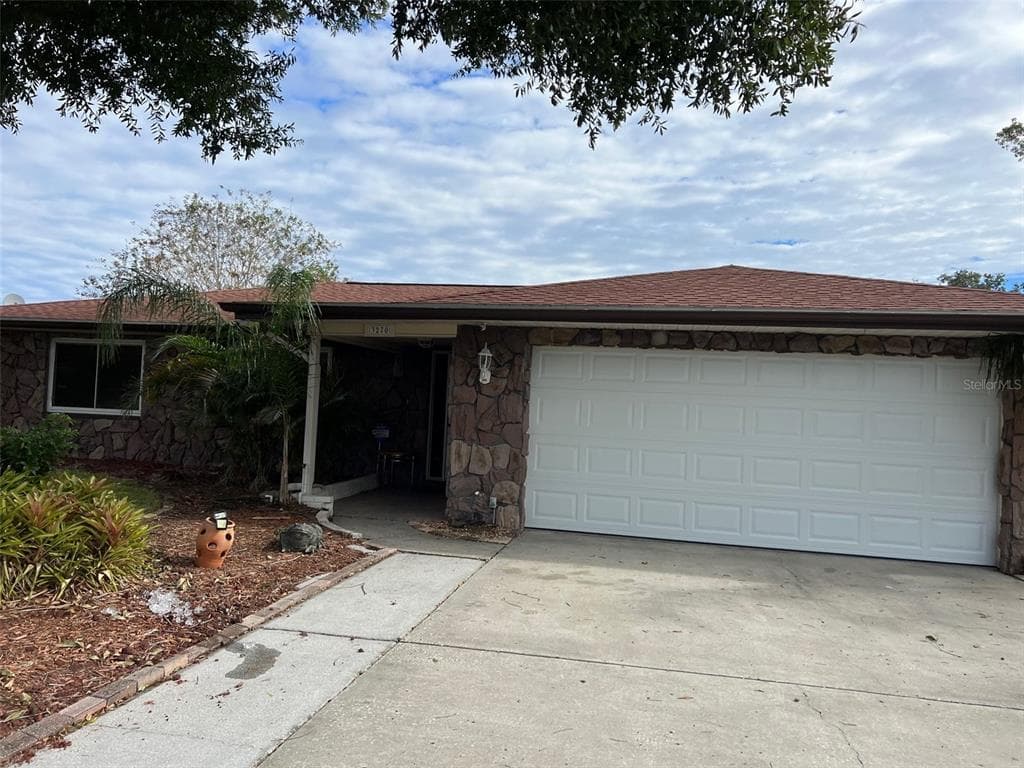 3270 CAUSEWAY DRIVE PALM HARBOR, FL 34684