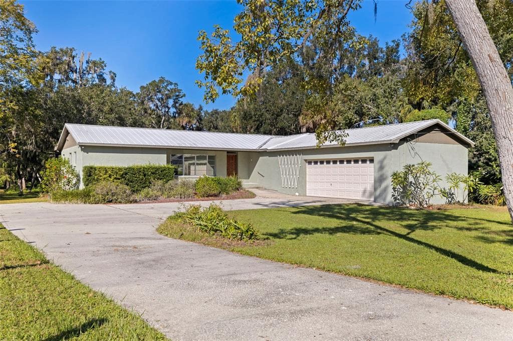 8609 STONER ROAD RIVERVIEW, FL 33569