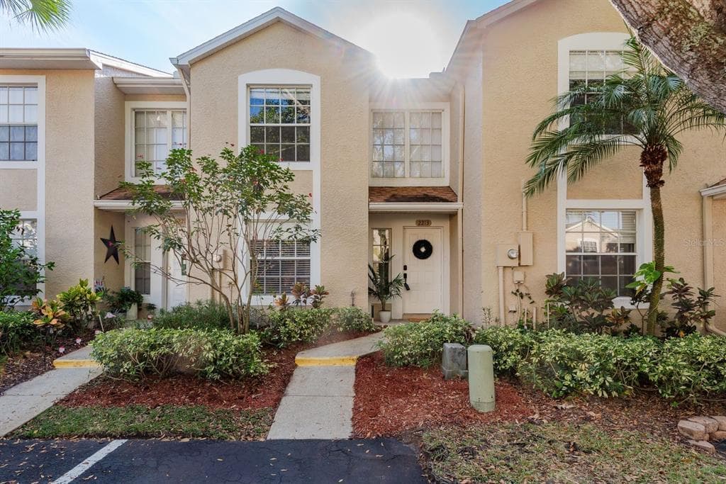 2213 ANDOVER CIRCLE PALM HARBOR, FL 34683