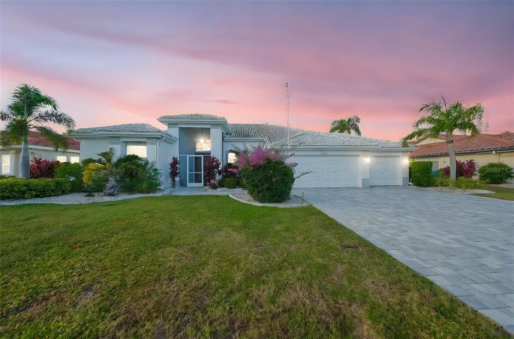 2320 PLATINUM DRIVE SUN CITY CENTER, FL 33573