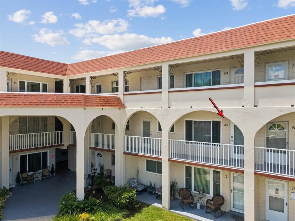 2433 BRAZILIA DRIVE UNIT 43 CLEARWATER, FL 33763