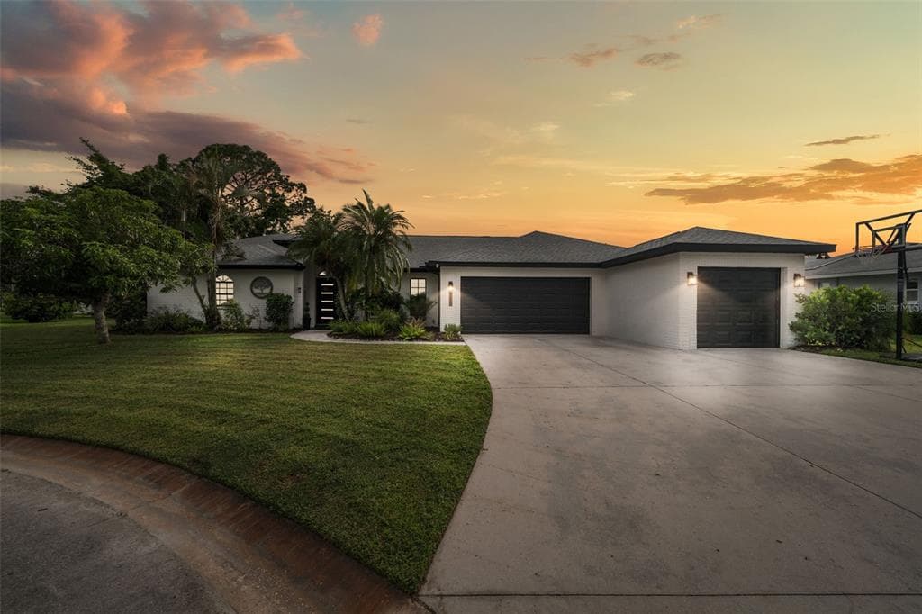 4252 BOSWELL PLACE SARASOTA, FL 34241