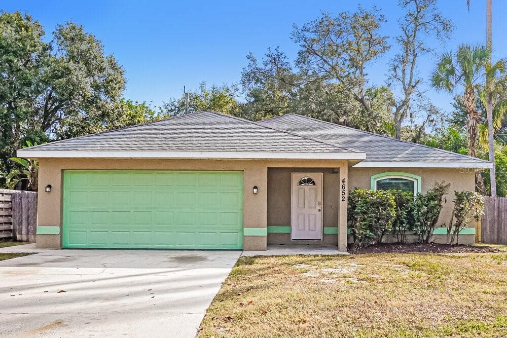 4652 ARDALE STREET SARASOTA, FL 34232