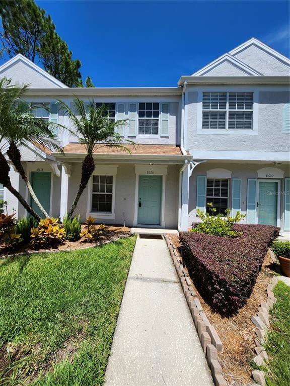 8620 HUNTERS KEY CIRCLE TAMPA, FL 33647