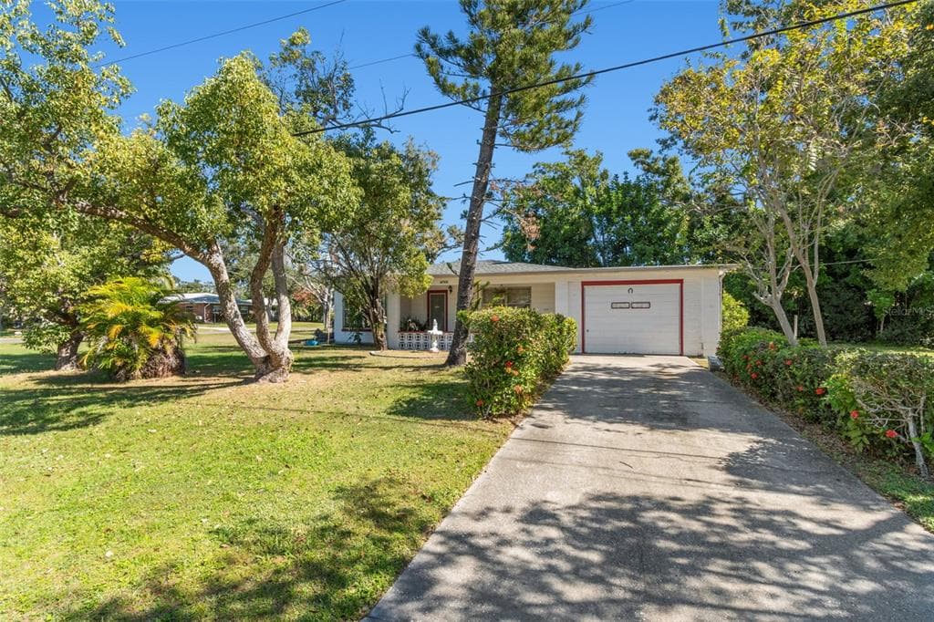 4755 OSAGE ROAD N ST PETERSBURG, FL 33708
