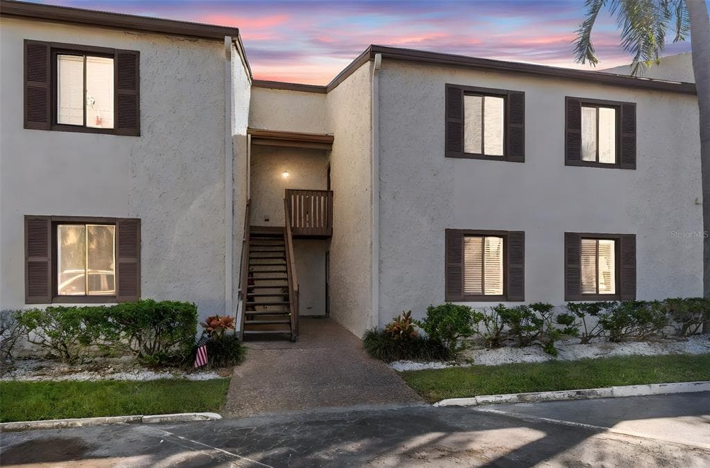 746 115 AVENUE N UNIT 1805 ST PETERSBURG, FL 33716