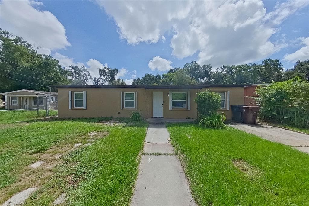 1923 BRACK STREET KISSIMMEE, FL 34744