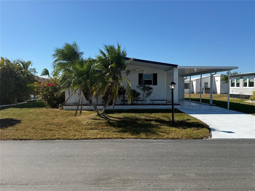 731 BLANCA NORTH PORT, FL 34287