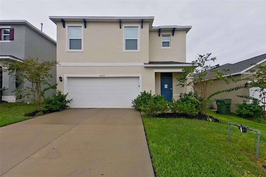 32037 KATELIN CIRCLE LEESBURG, FL 34748