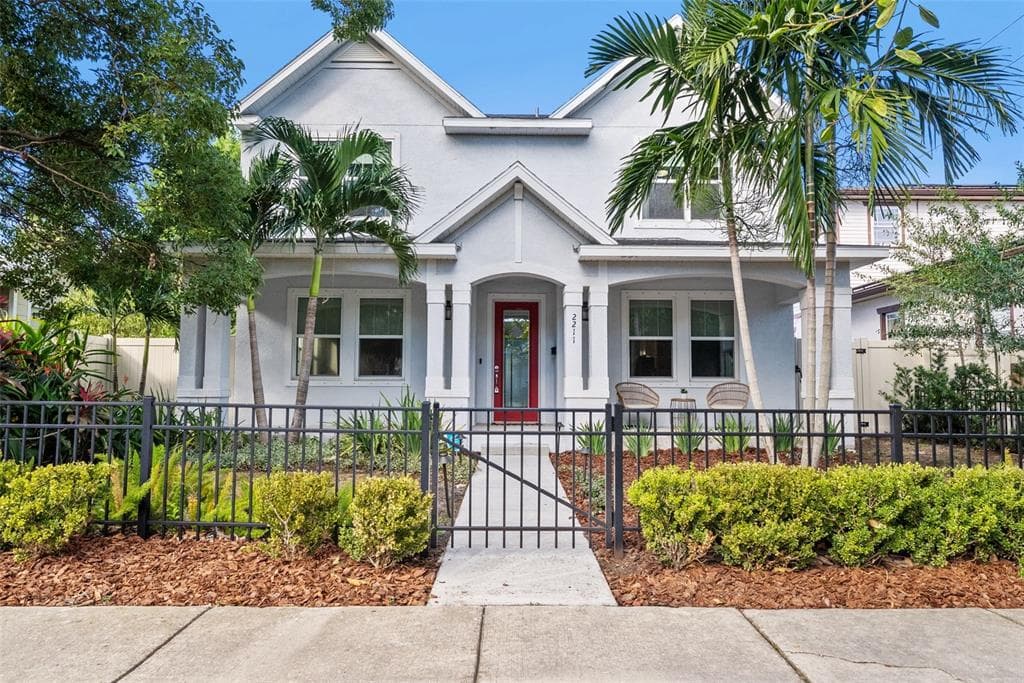 2211 BURLINGTON AVENUE N ST PETERSBURG, FL 33713
