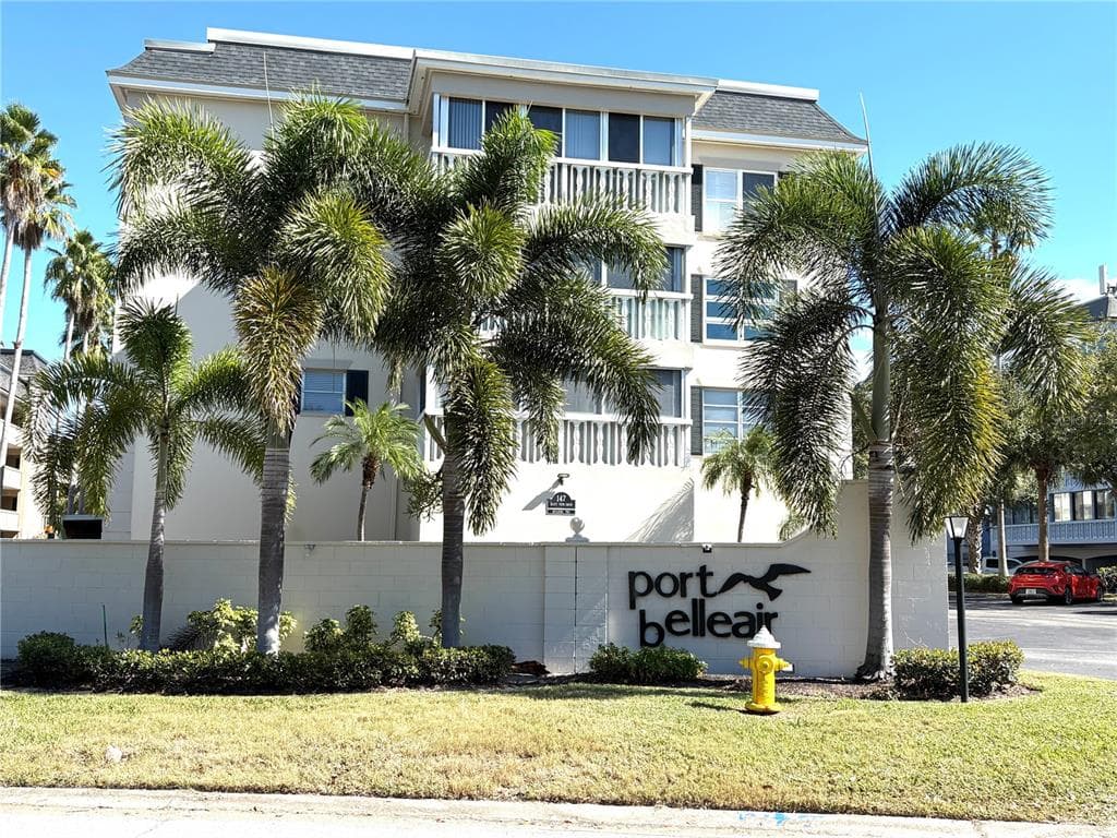 147 BLUFF VIEW UNIT 110 BELLEAIR BLUFFS, FL 33770