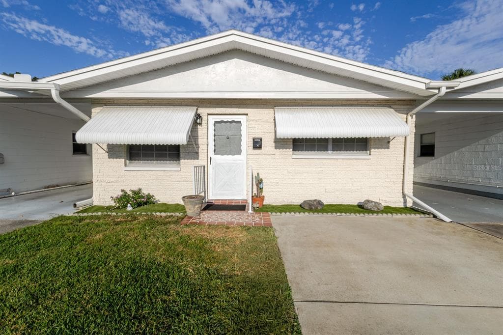 9905 DAHLIA STREET N UNIT 27