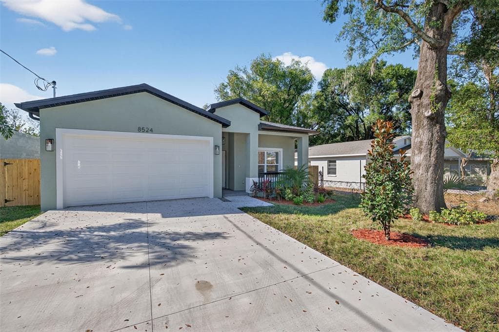 8524 N NEWPORT AVENUE TAMPA, FL 33604