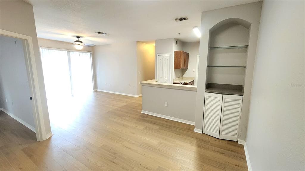 5713 LEGACY CRESCENT PLACE UNIT 103 RIVERVIEW, FL 33578