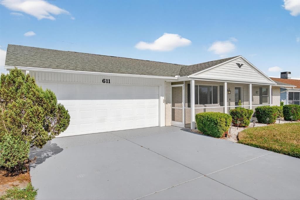 611 FOX HILLS DRIVE SUN CITY CENTER, FL 33573