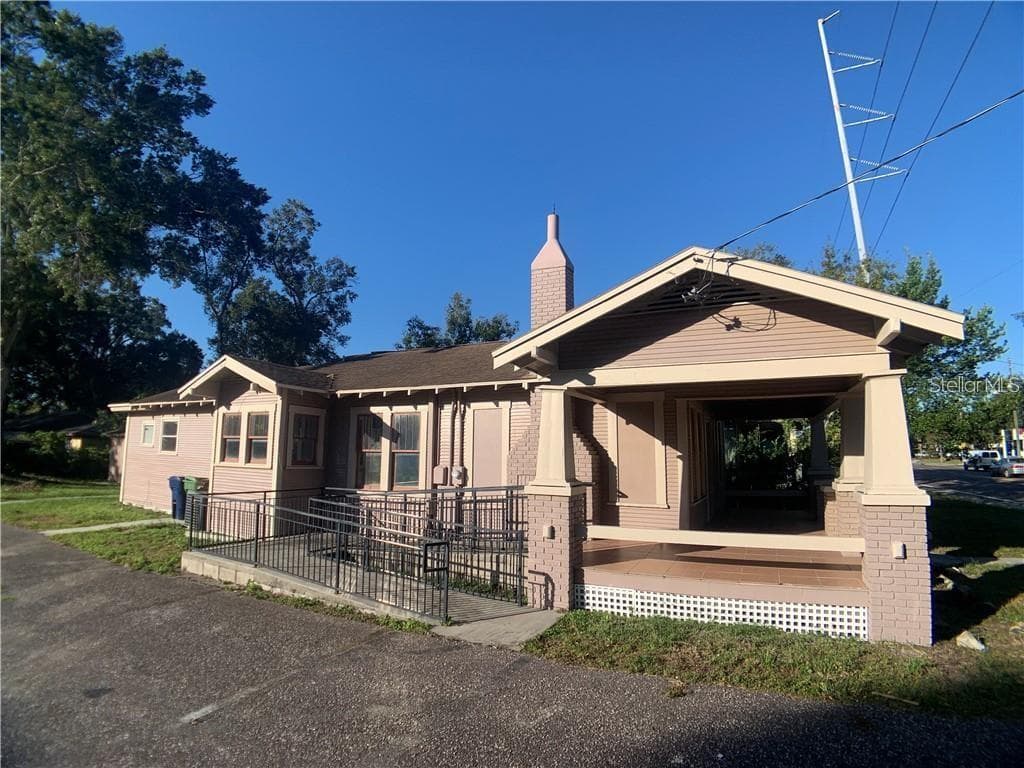 610 W DR MARTIN LUTHER KING JR BOULEVARD TAMPA, FL 33603
