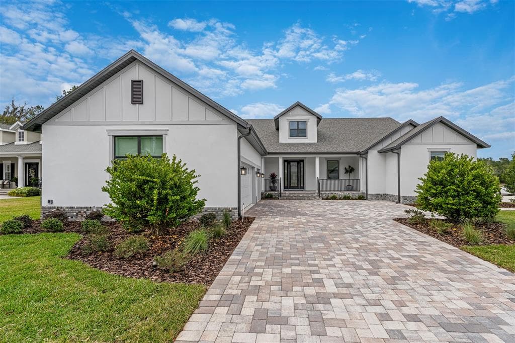 4911 HICKORY OAK DRIVE BROOKSVILLE, FL 34601