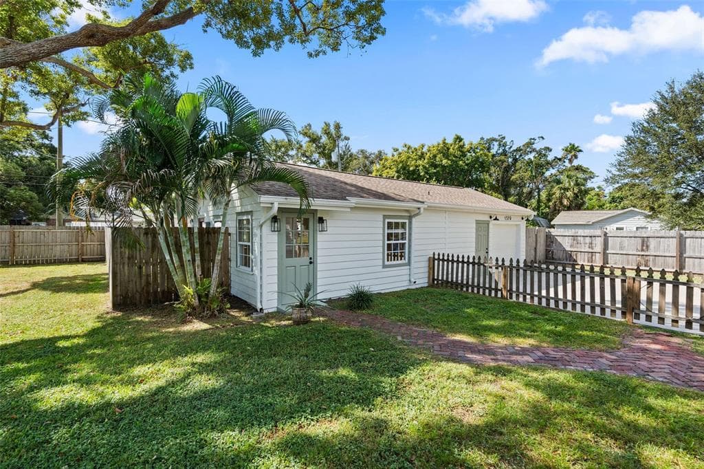 1381 HIBISCUS STREET CLEARWATER, FL 33755