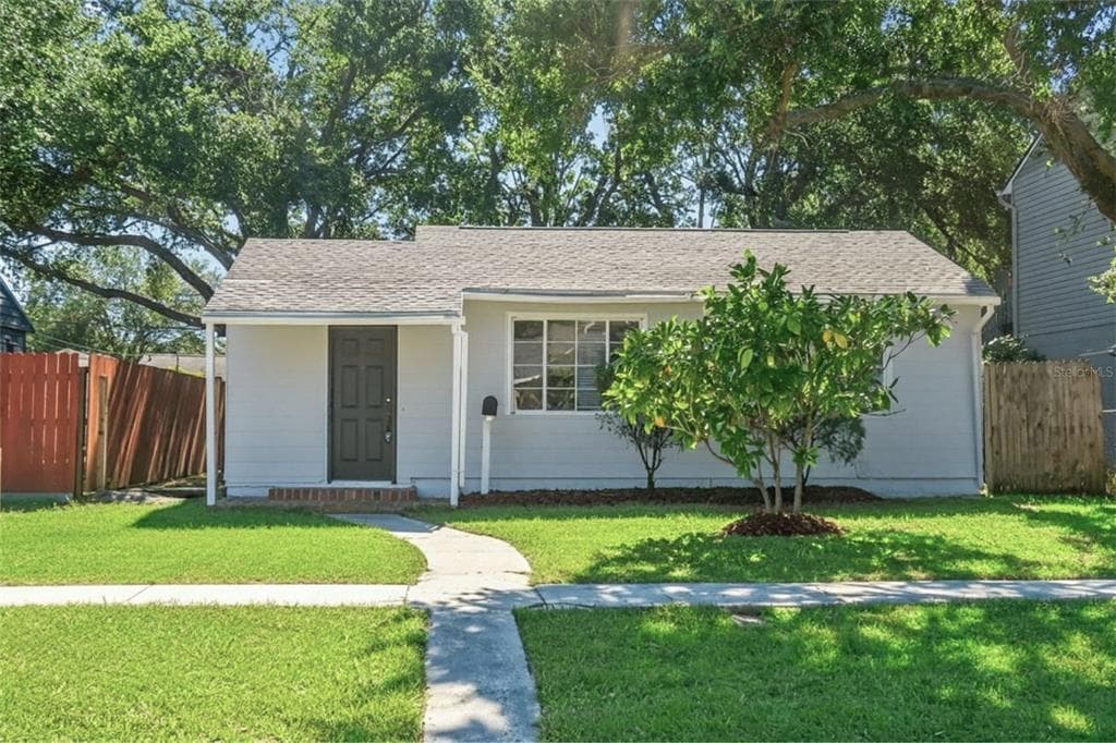 750 52ND AVENUE N ST PETERSBURG, FL 33703