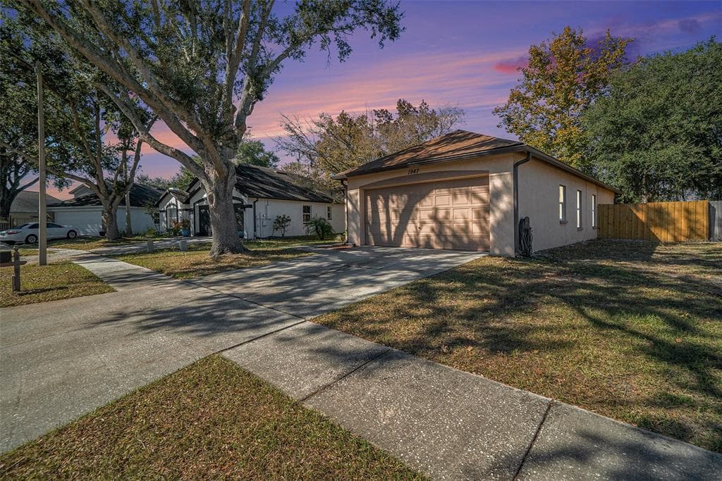 1947 TINKER DRIVE LUTZ, FL 33559