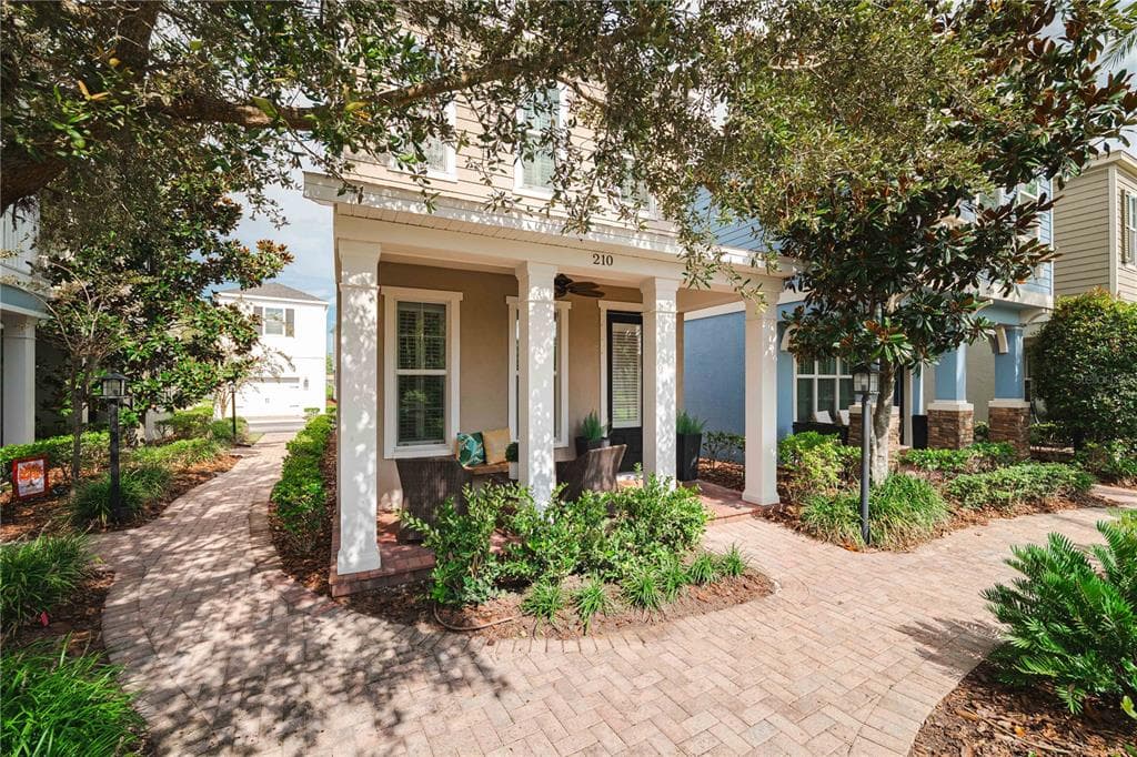 210 CUTLASS WAY OLDSMAR, FL 34677