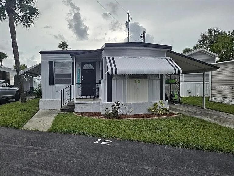 4851 W GANDY BOULEVARD UNIT B3L12 TAMPA, FL 33611