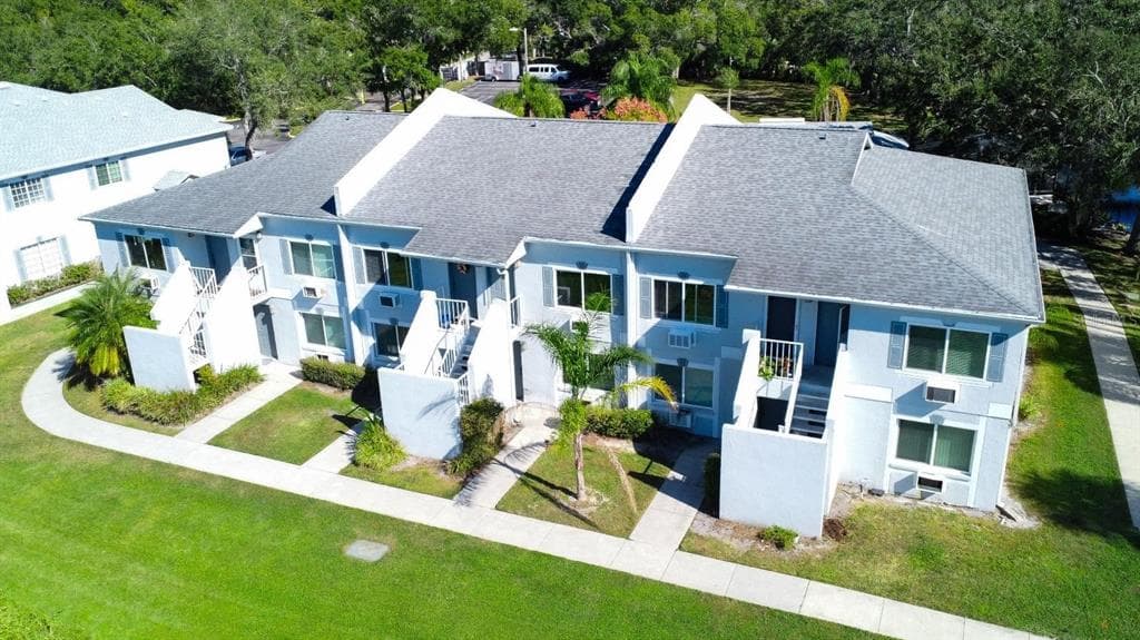 4148 DOLPHIN DRIVE UNIT 3 TAMPA, FL 33617