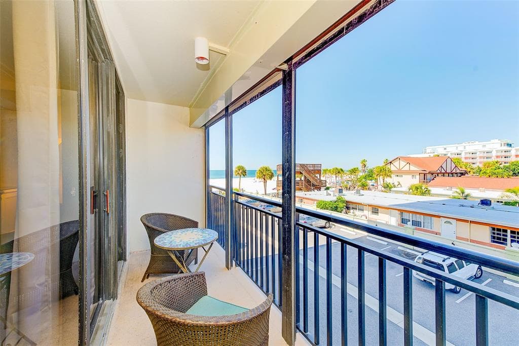 3820 GULF BOULEVARD UNIT 207 ST PETE BEACH, FL 33706