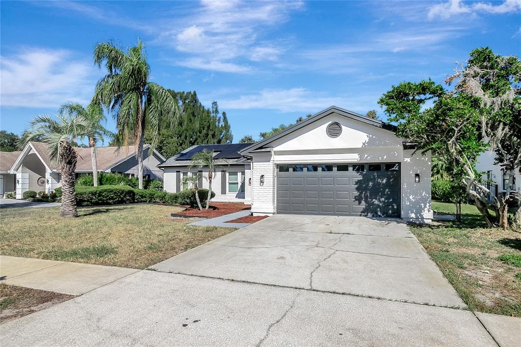 8523 BRAXTON DRIVE HUDSON, FL 34667