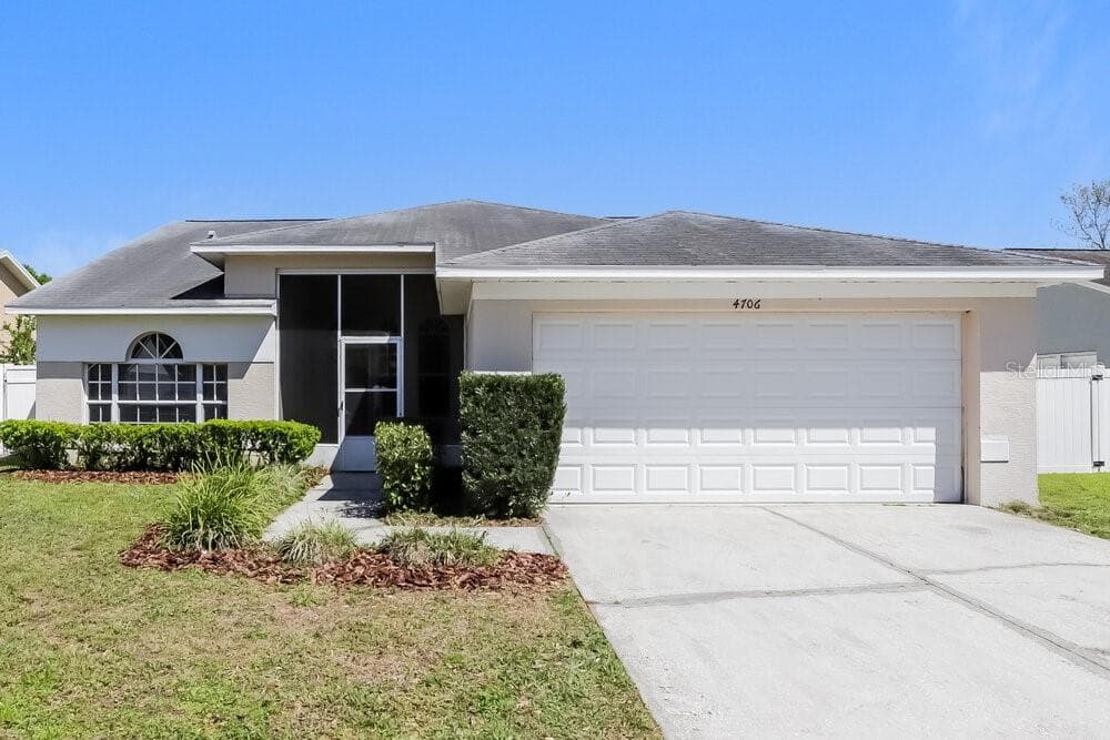 4706 N DAWNMEADOW COURT PLANT CITY, FL 33566