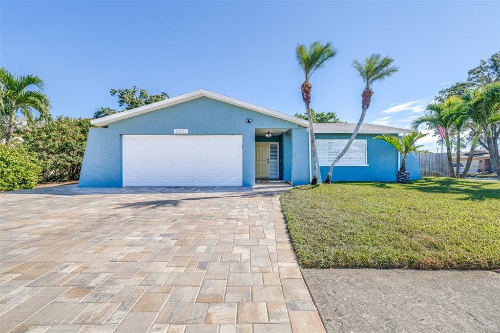 8687 MATTHEW STREET SEMINOLE, FL 33772
