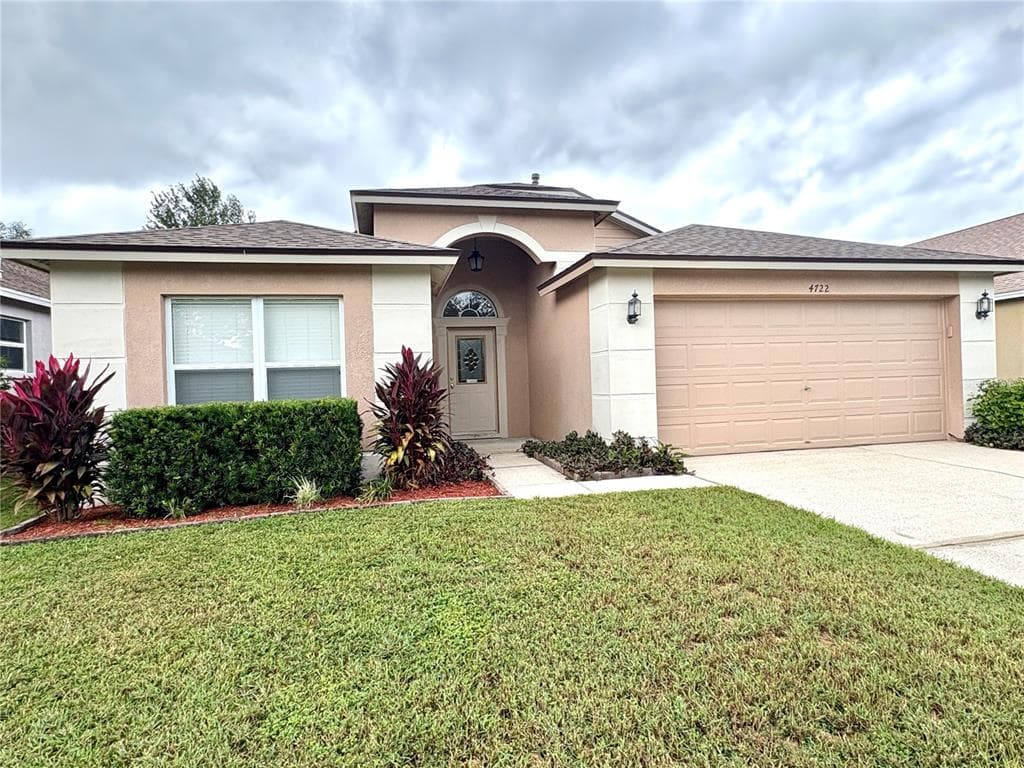 4722 ROUNDVIEW COURT LAND O LAKES, FL 34639