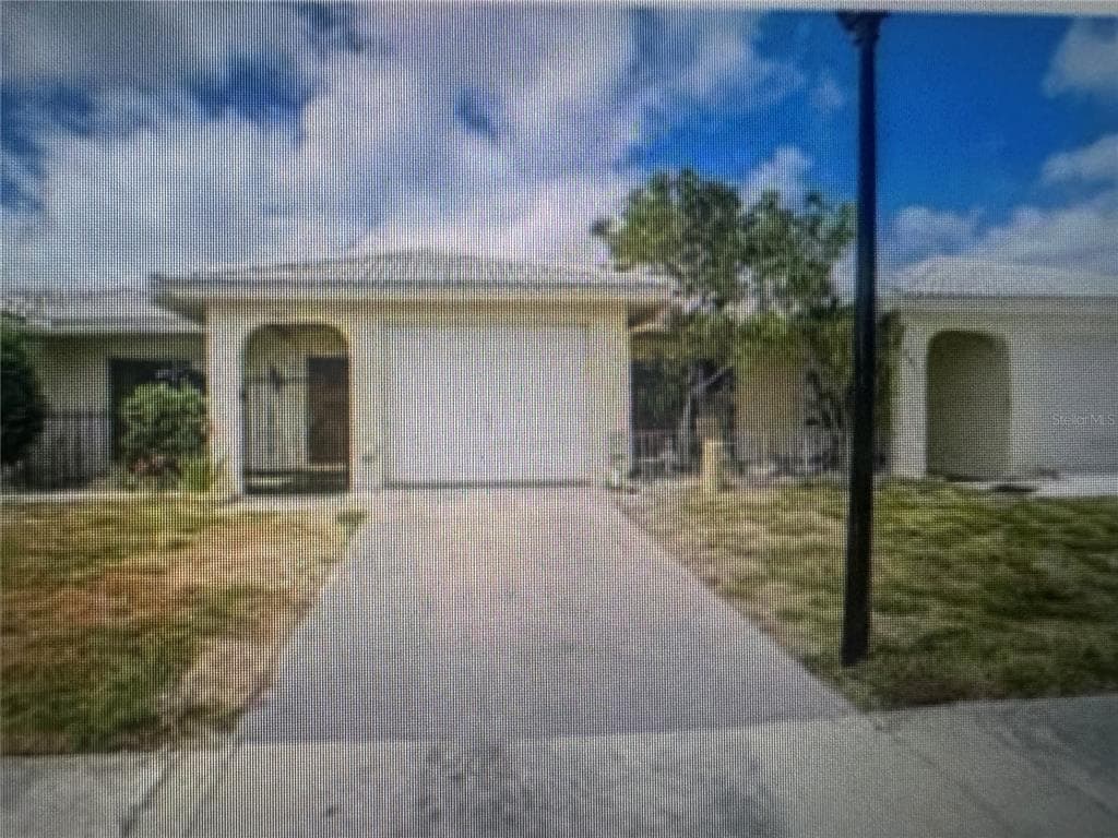 5427 ORANGE BLOSSOM ROAD N PINELLAS PARK, FL 33782